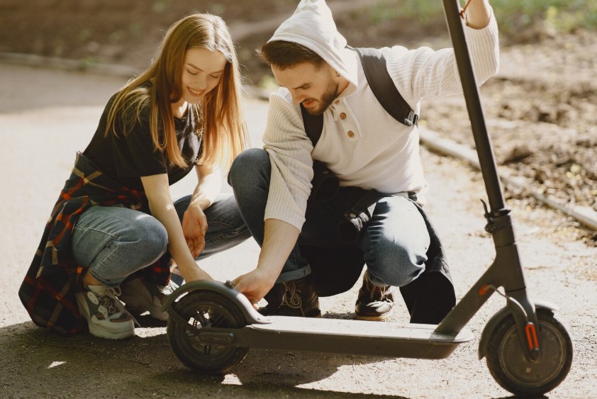 Alinea las ruedas de tu patinete y vuelve a rodar como nuevo