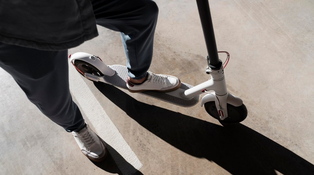 ¿Cada cuánto debes cambiar las ruedas de tu patinete_